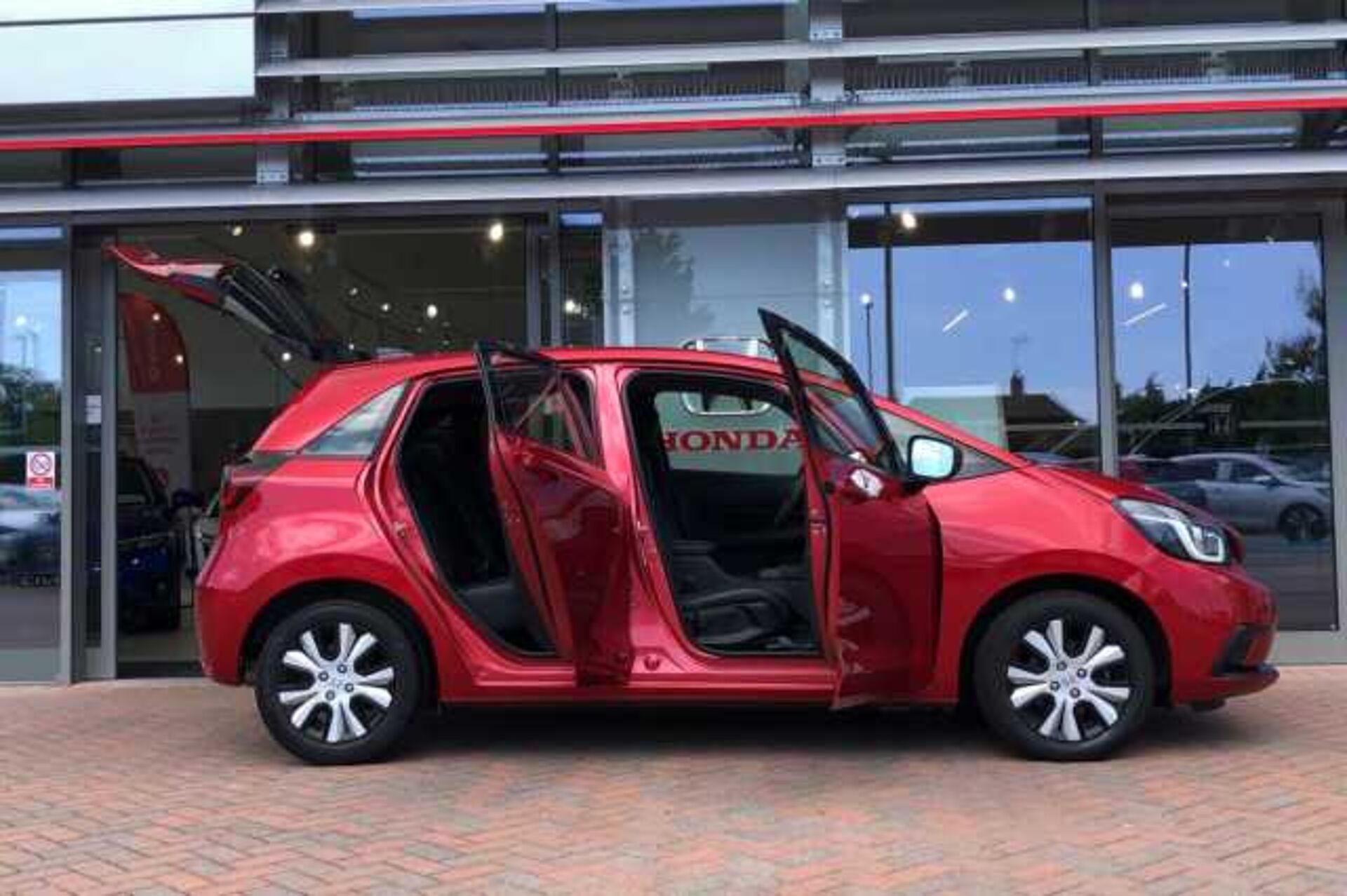 Honda Jazz Hybrid 1.5 i-MMD Hybrid SR 5dr eCVT 