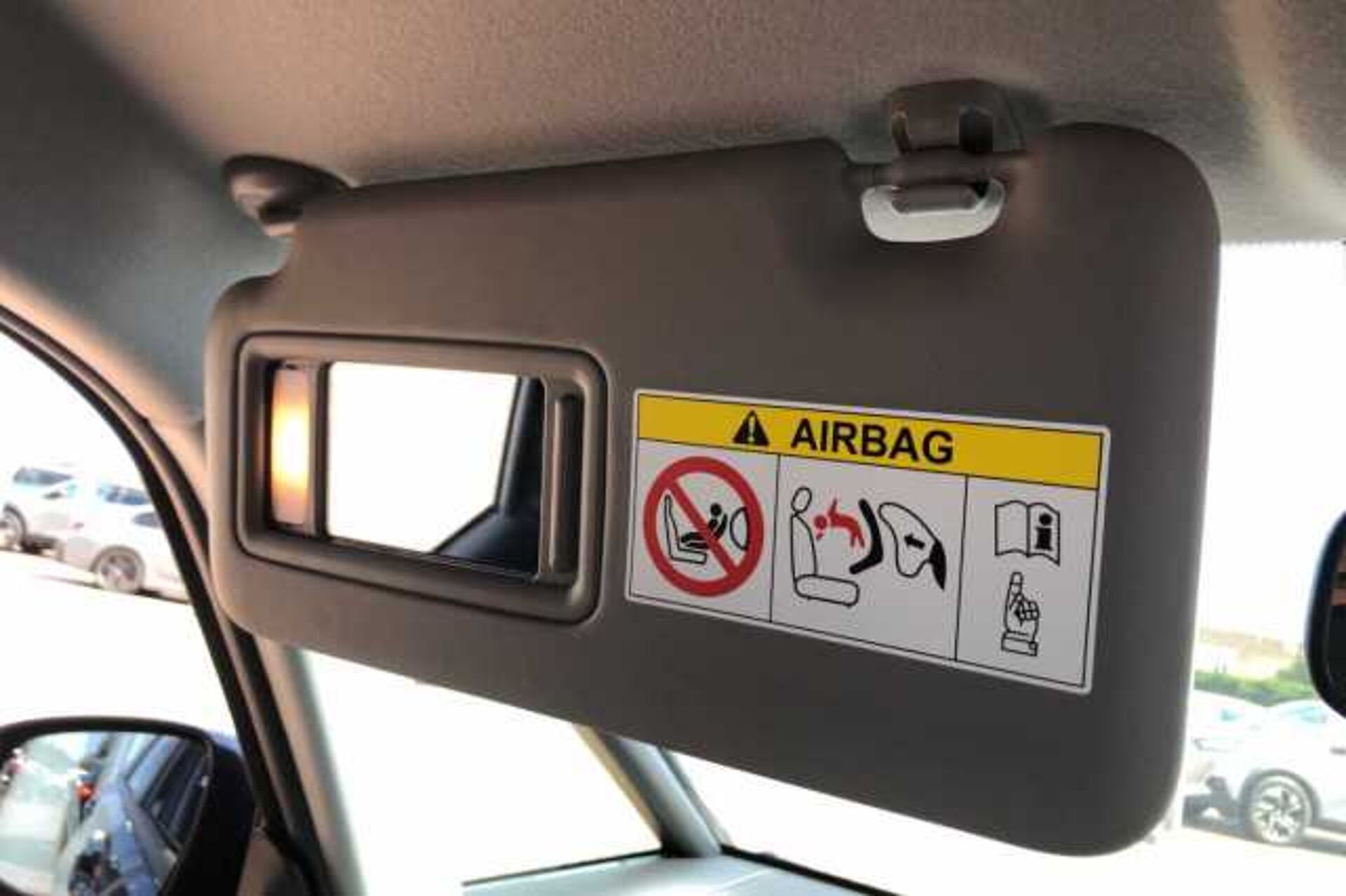 Honda Jazz 1.5 i-MMD Hybrid Elegance 5dr eCVT 