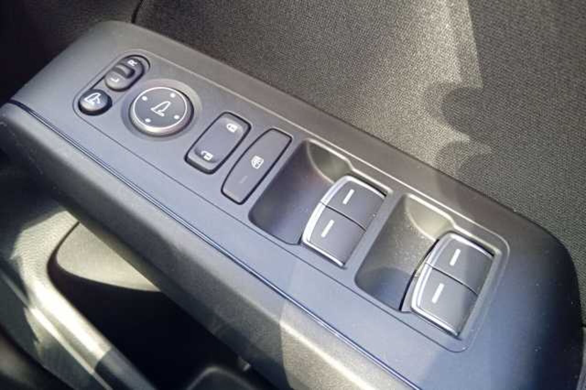 Honda Civic e:HEV 2.0 eHEV Sport 5dr CVT 