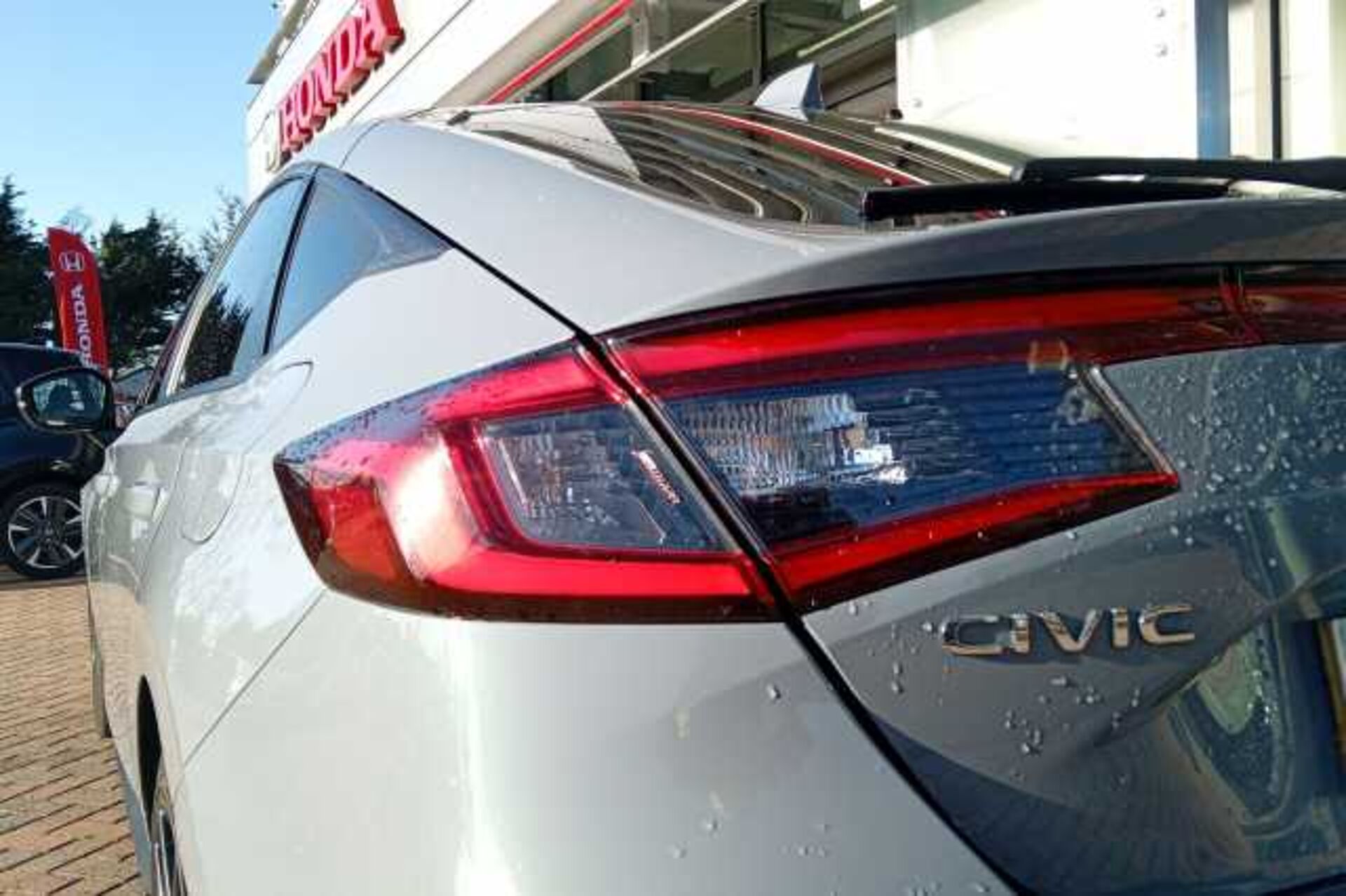 Honda Civic e:HEV 2.0 eHEV Sport 5dr CVT 