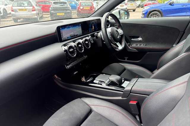 Mercedes-Benz 200 A200 AMG Line Executive 5dr Auto 