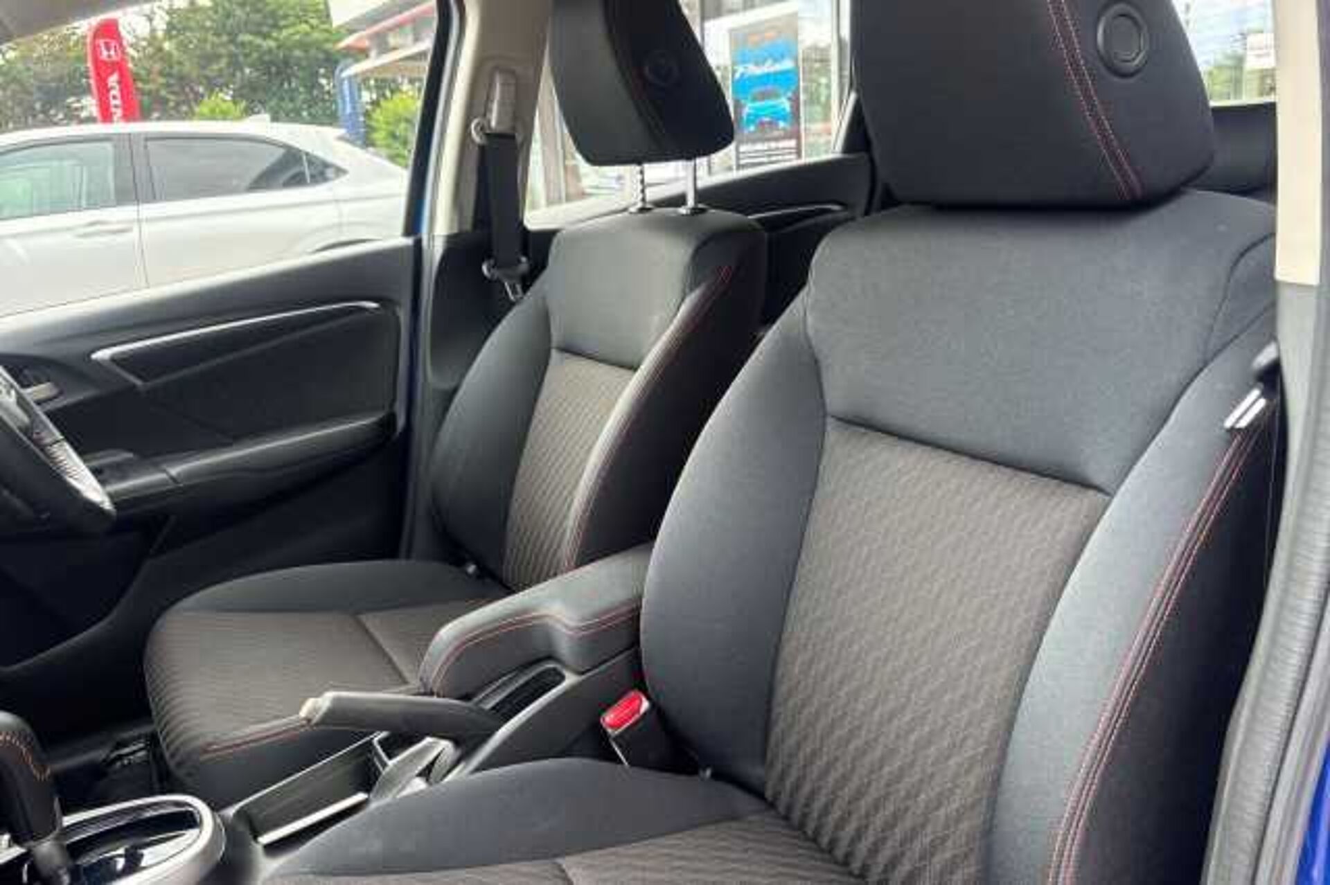 Honda Jazz 1.5 i-VTEC Sport 5dr CVT 