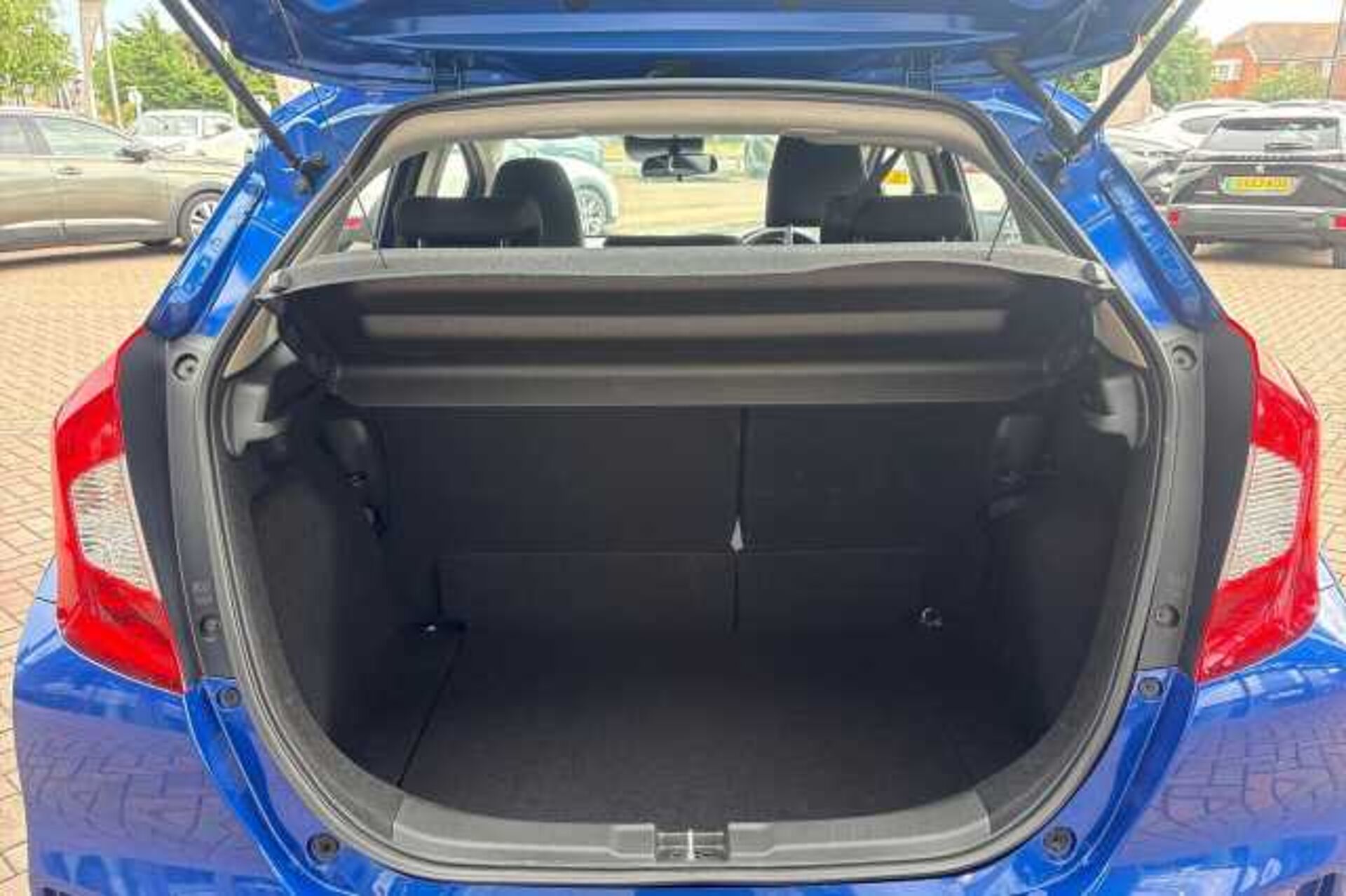 Honda Jazz 1.5 i-VTEC Sport 5dr CVT 