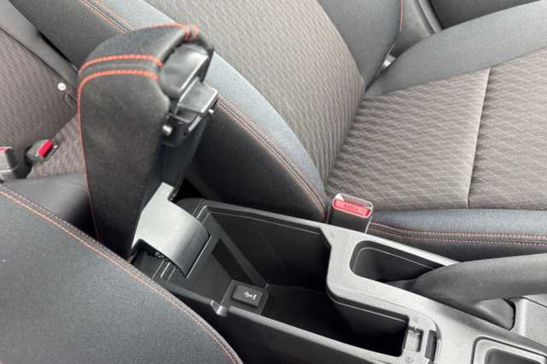 Honda Jazz 1.5 i-VTEC Sport 5dr CVT 