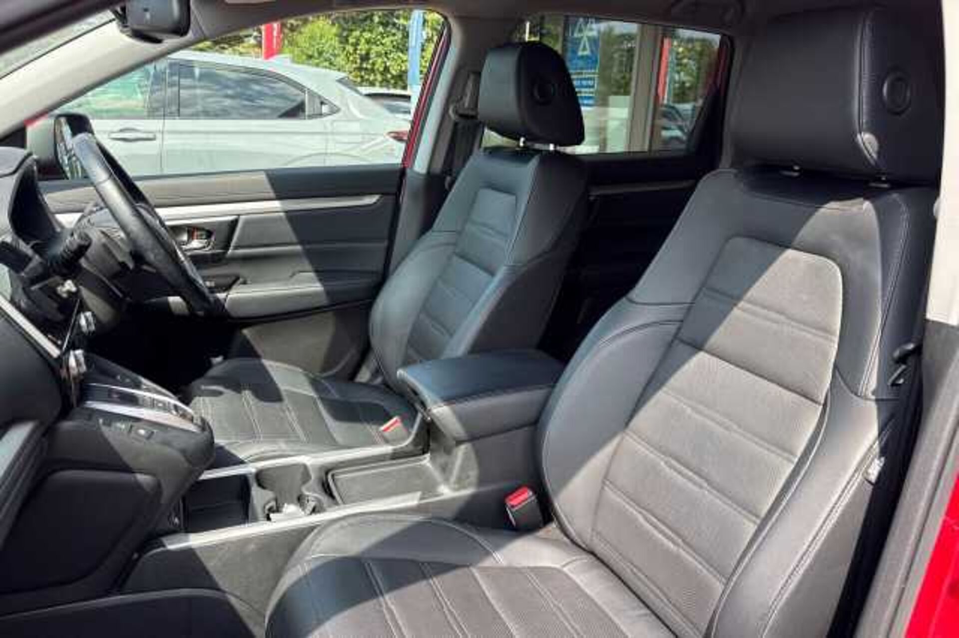 Honda CR-V Hybrid 2.0 i-MMD Hybrid SR 2WD 5dr eCVT 