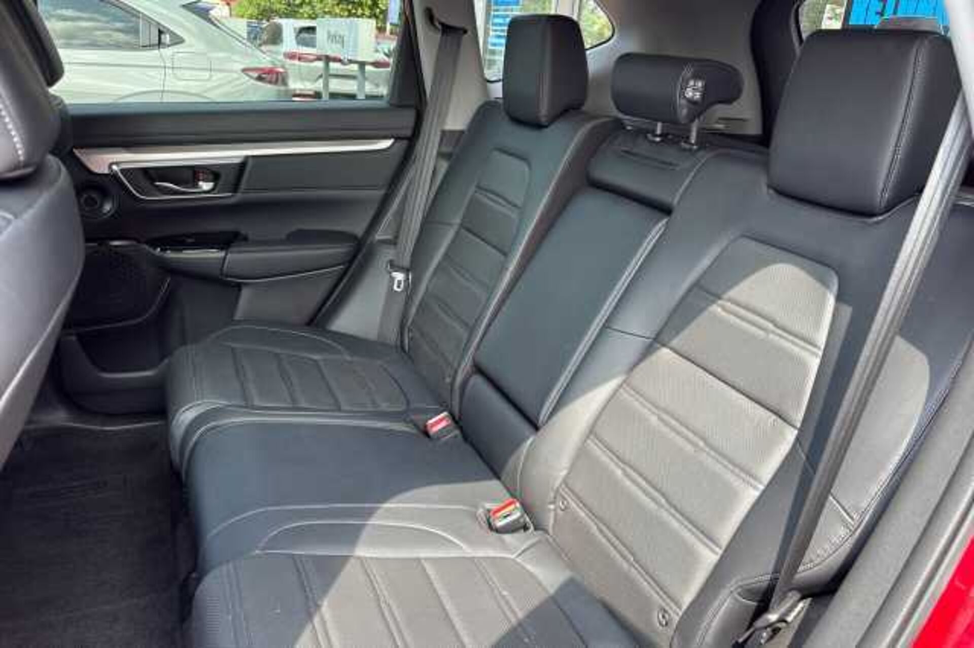 Honda CR-V Hybrid 2.0 i-MMD Hybrid SR 2WD 5dr eCVT 
