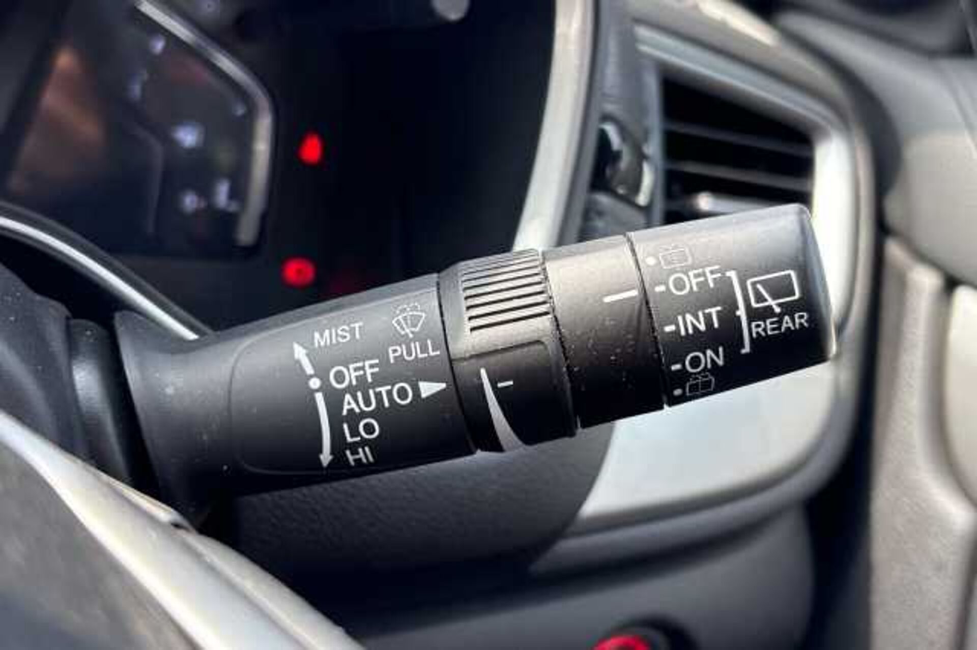Honda CR-V Hybrid 2.0 i-MMD Hybrid SR 2WD 5dr eCVT 