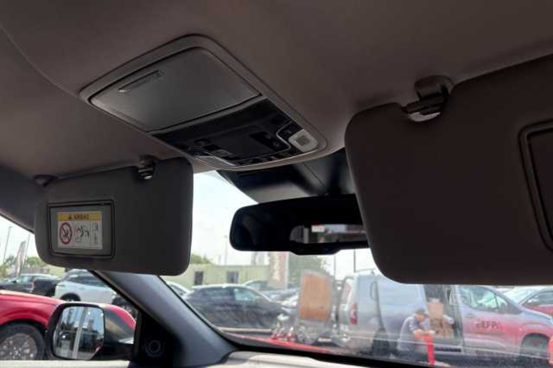 Honda CR-V Hybrid 2.0 i-MMD Hybrid SR 2WD 5dr eCVT 