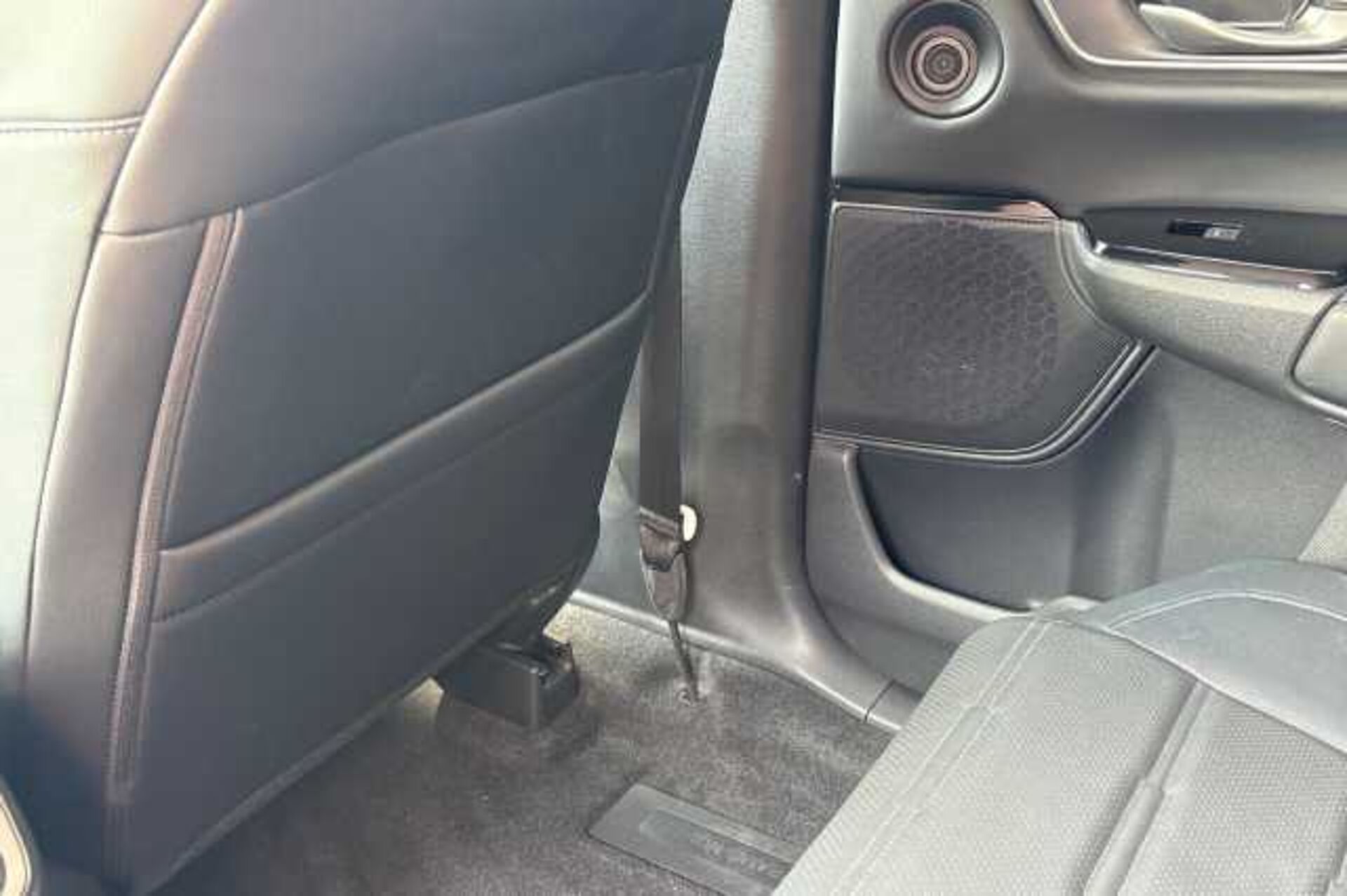 Honda CR-V Hybrid 2.0 i-MMD Hybrid SR 2WD 5dr eCVT 