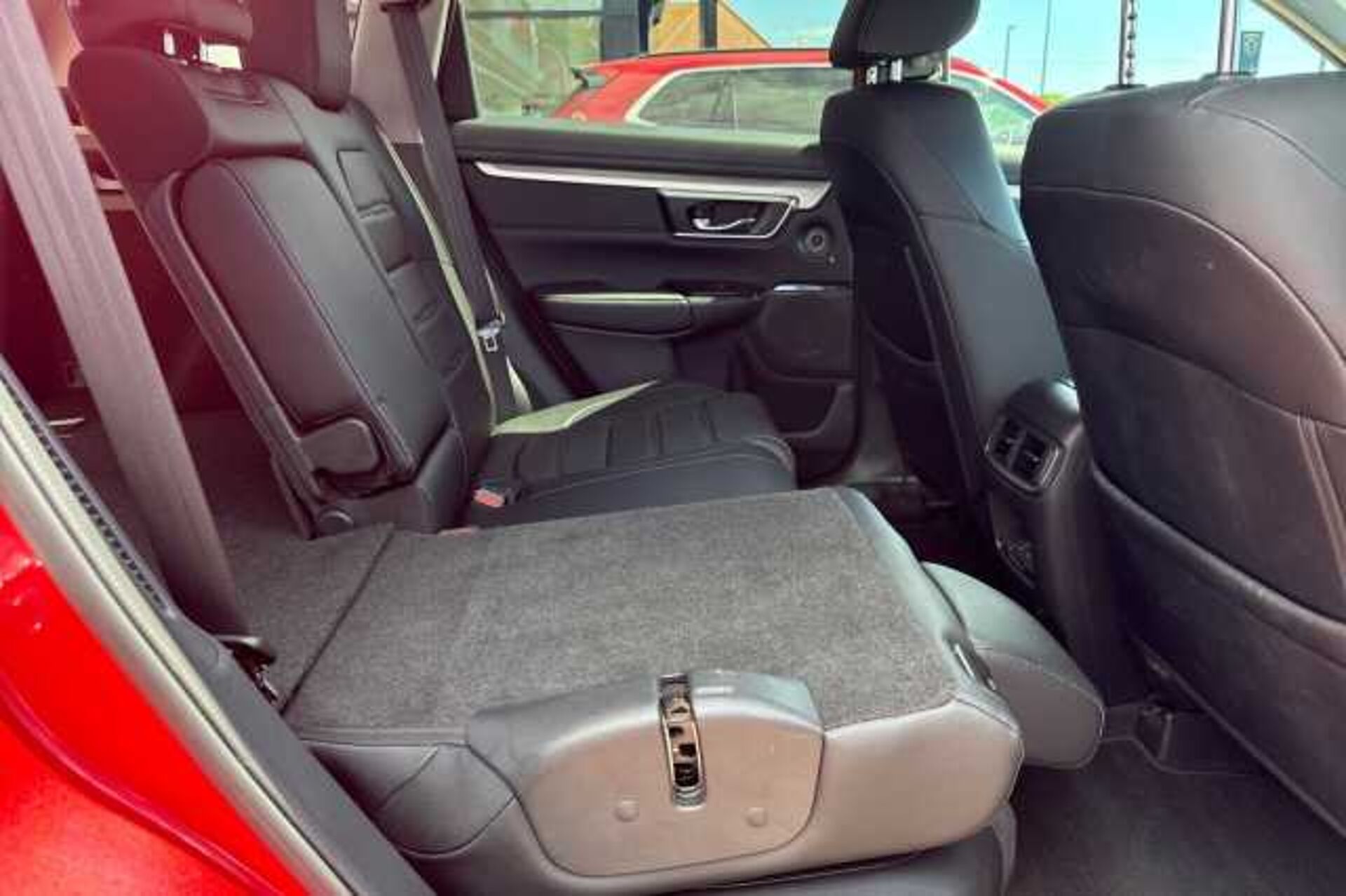Honda CR-V Hybrid 2.0 i-MMD Hybrid SR 2WD 5dr eCVT 