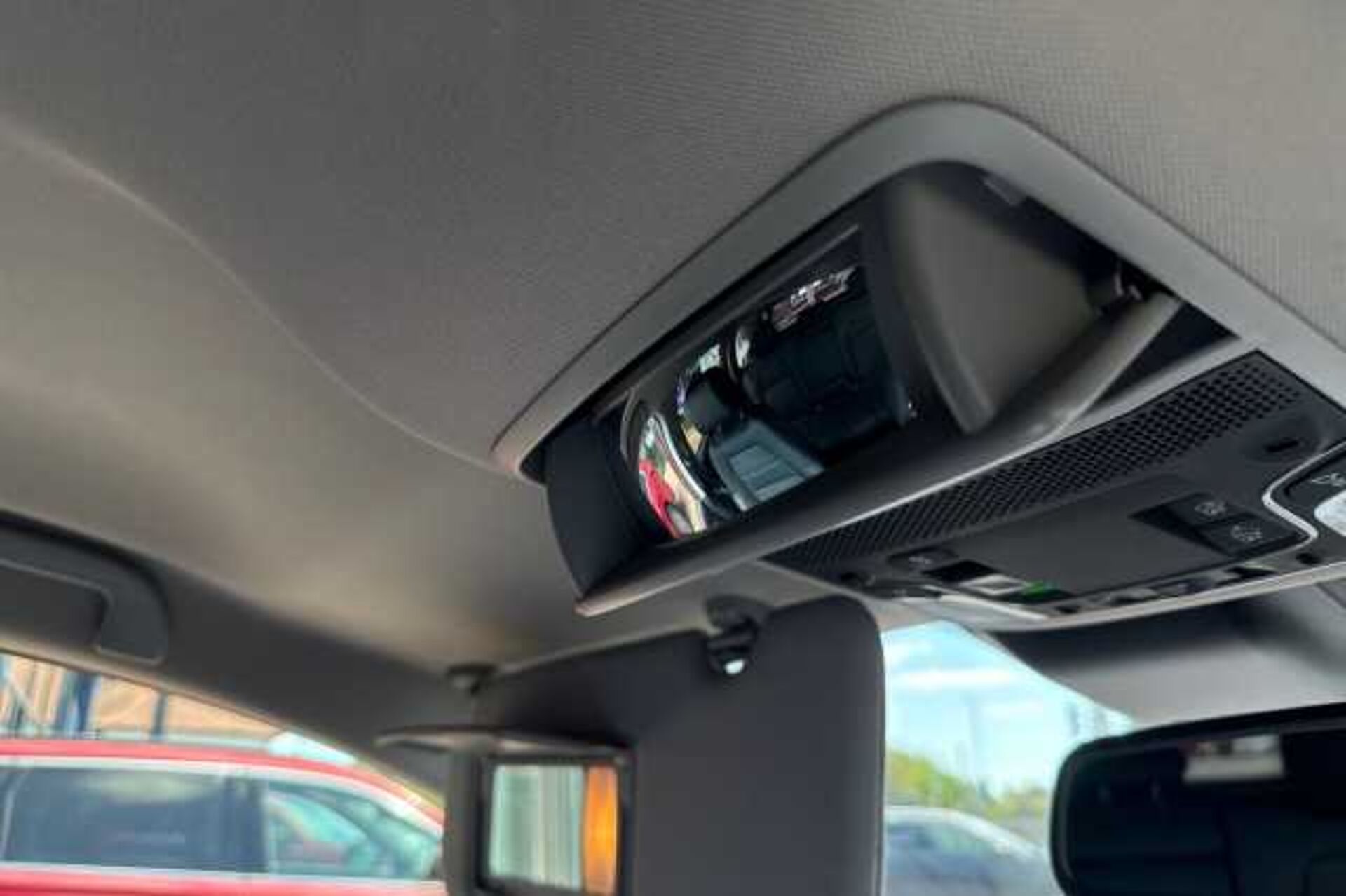 Honda CR-V Hybrid 2.0 i-MMD Hybrid SR 2WD 5dr eCVT 