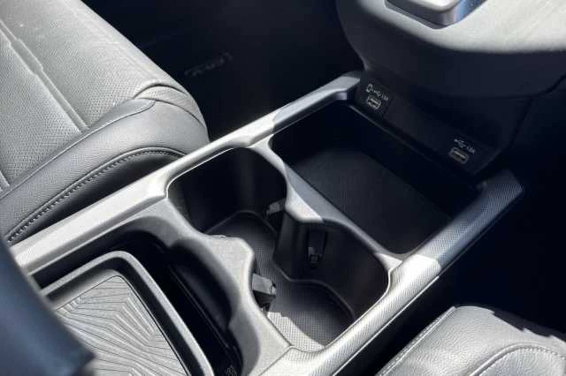 Honda CR-V Hybrid 2.0 i-MMD Hybrid SR 2WD 5dr eCVT 