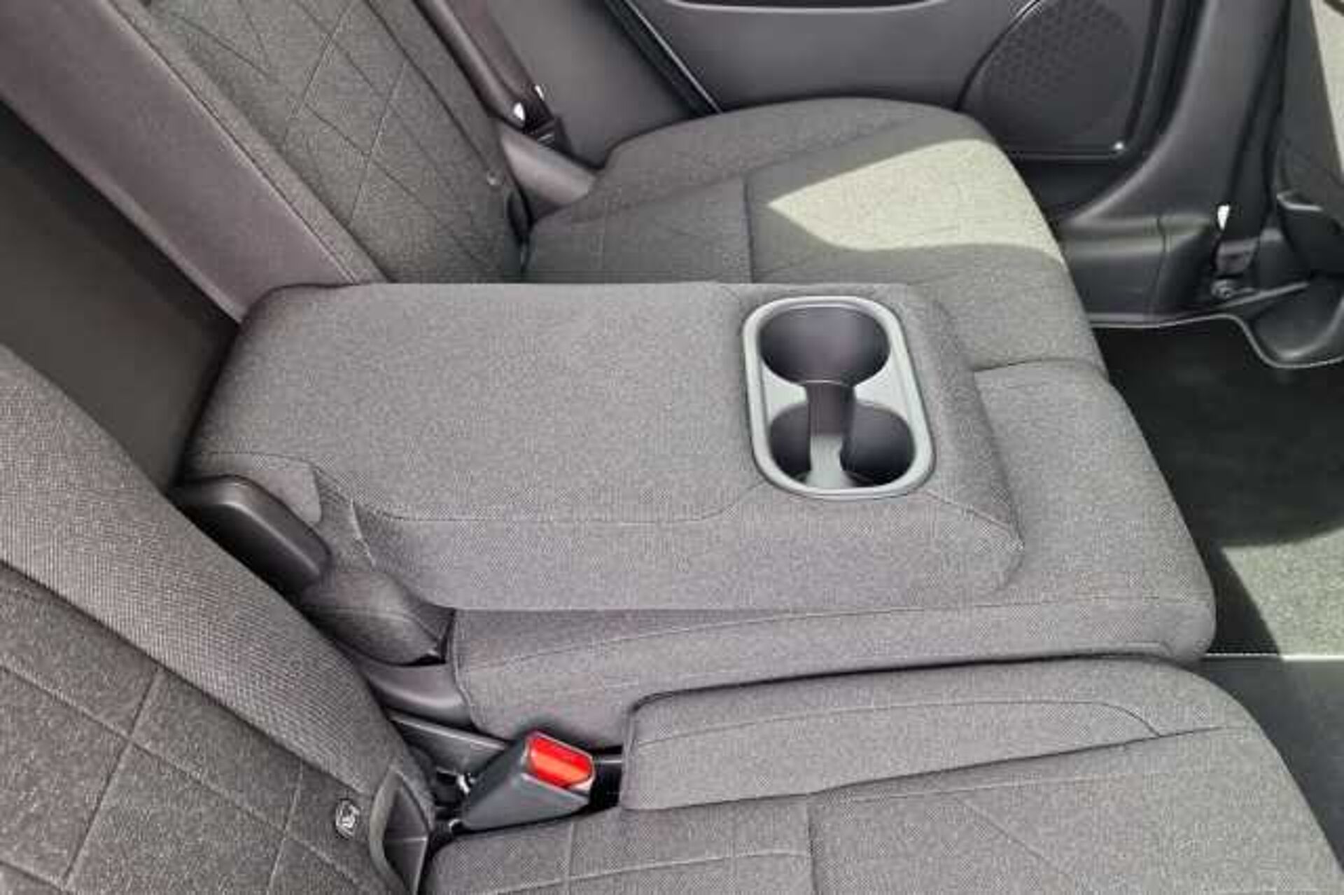 Honda HR-V e:HEV Elegance 