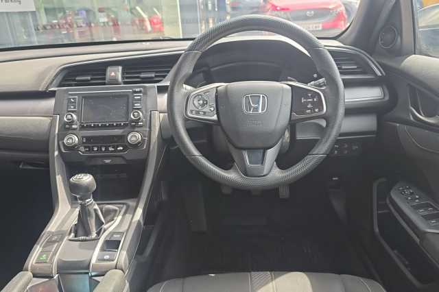 Honda Civic 1.0 VTEC Turbo 126 SE 5dr 