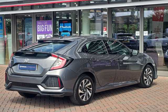 Honda Civic 1.0 VTEC Turbo 126 SE 5dr 