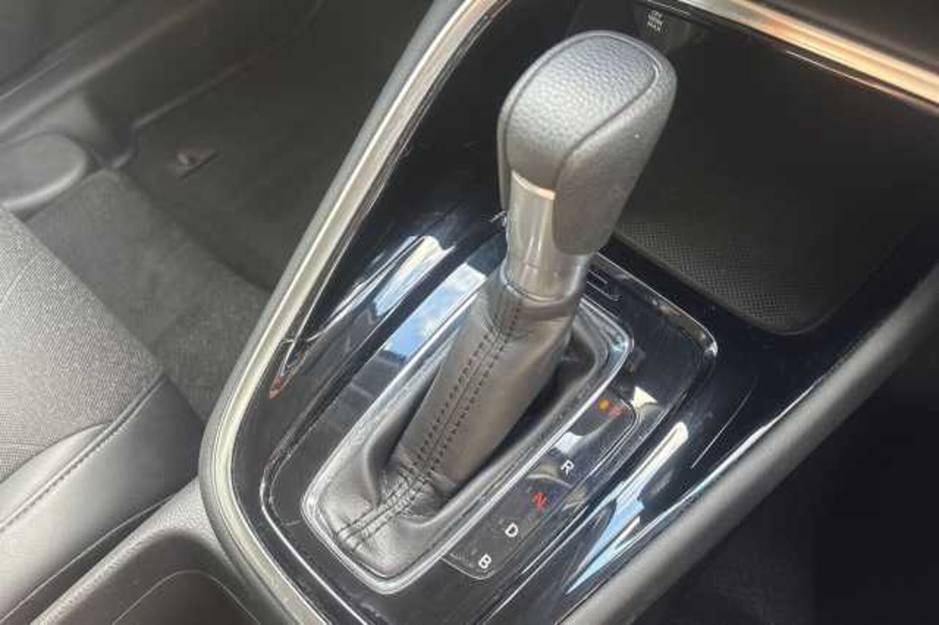 Honda HR-V Hybrid 1.5 eHEV Advance 5dr CVT 