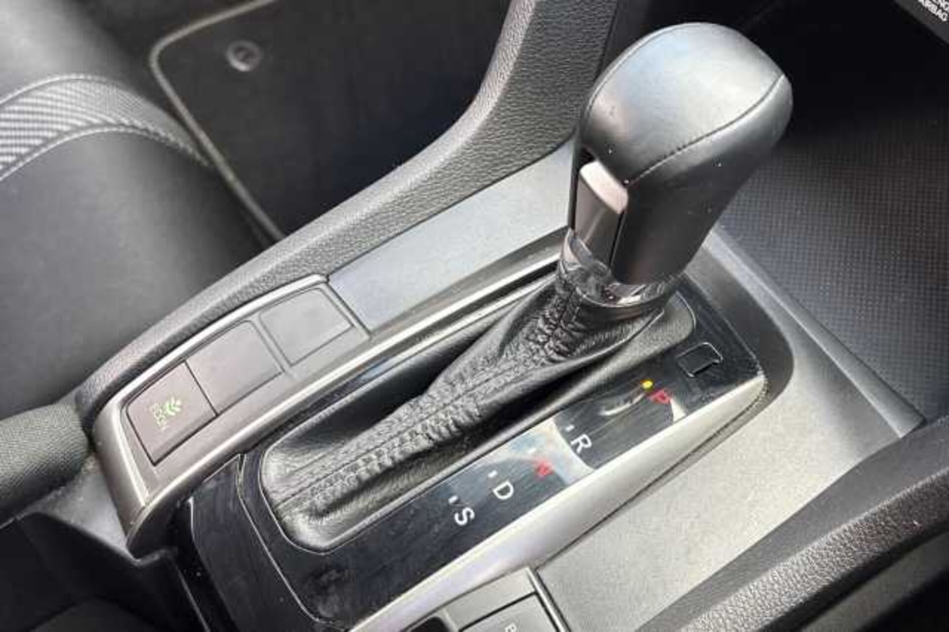 Honda Civic 1.5 VTEC Turbo Sport 5dr CVT 