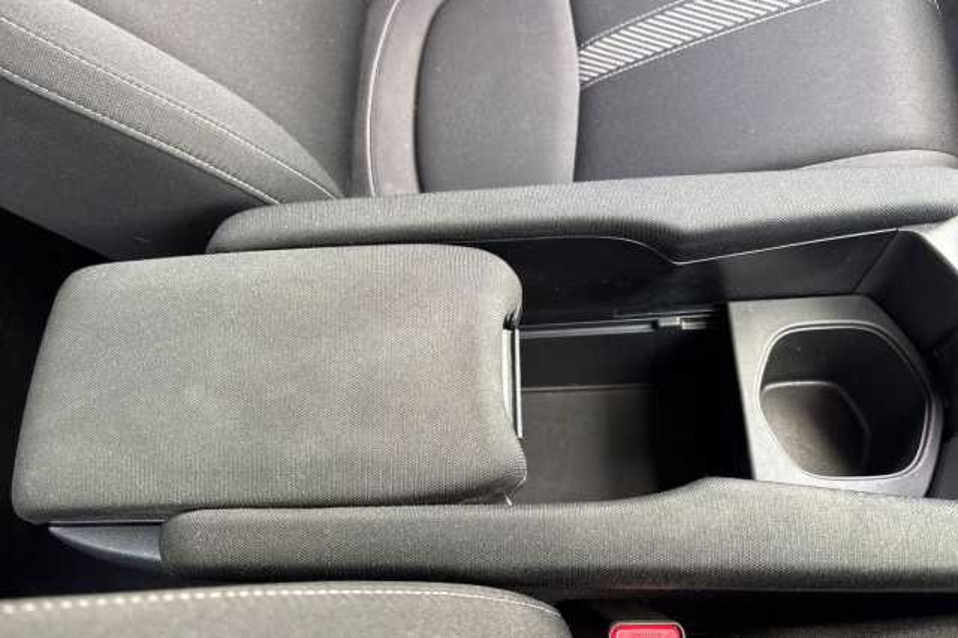Honda Civic 1.5 VTEC Turbo Sport 5dr CVT 
