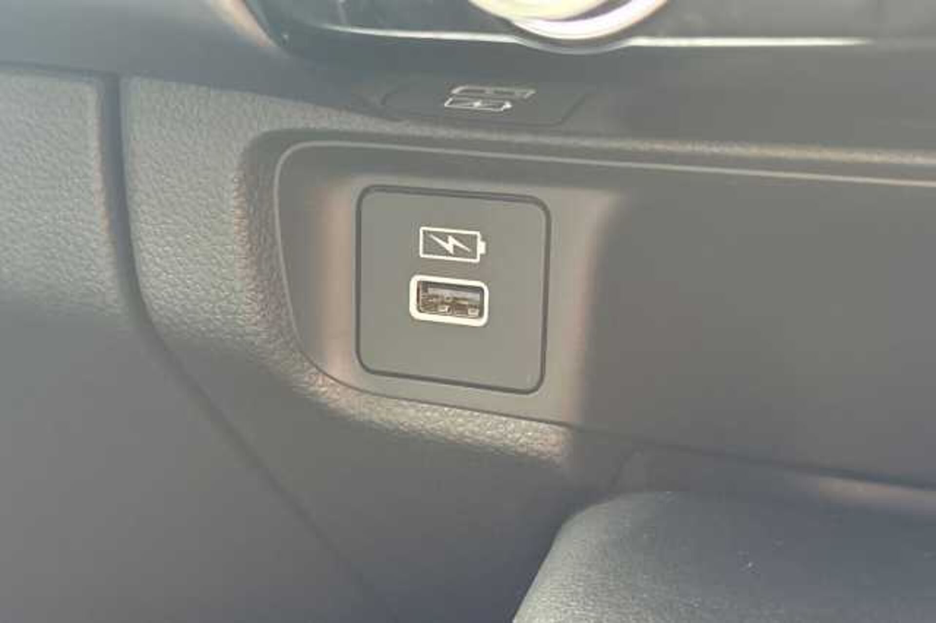 Honda HR-V e:HEV 1.5 eHEV Elegance 5dr CVT 