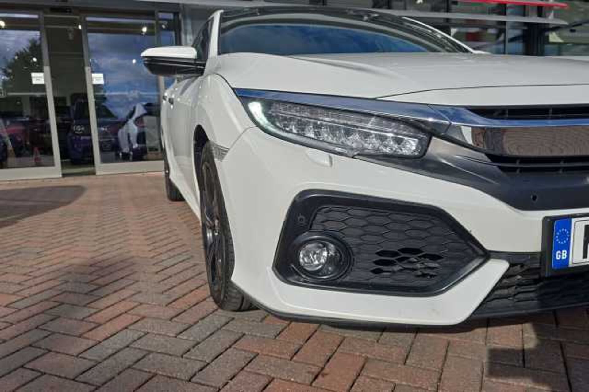 Honda Civic 1.5 VTEC Turbo Prestige 5dr CVT 
