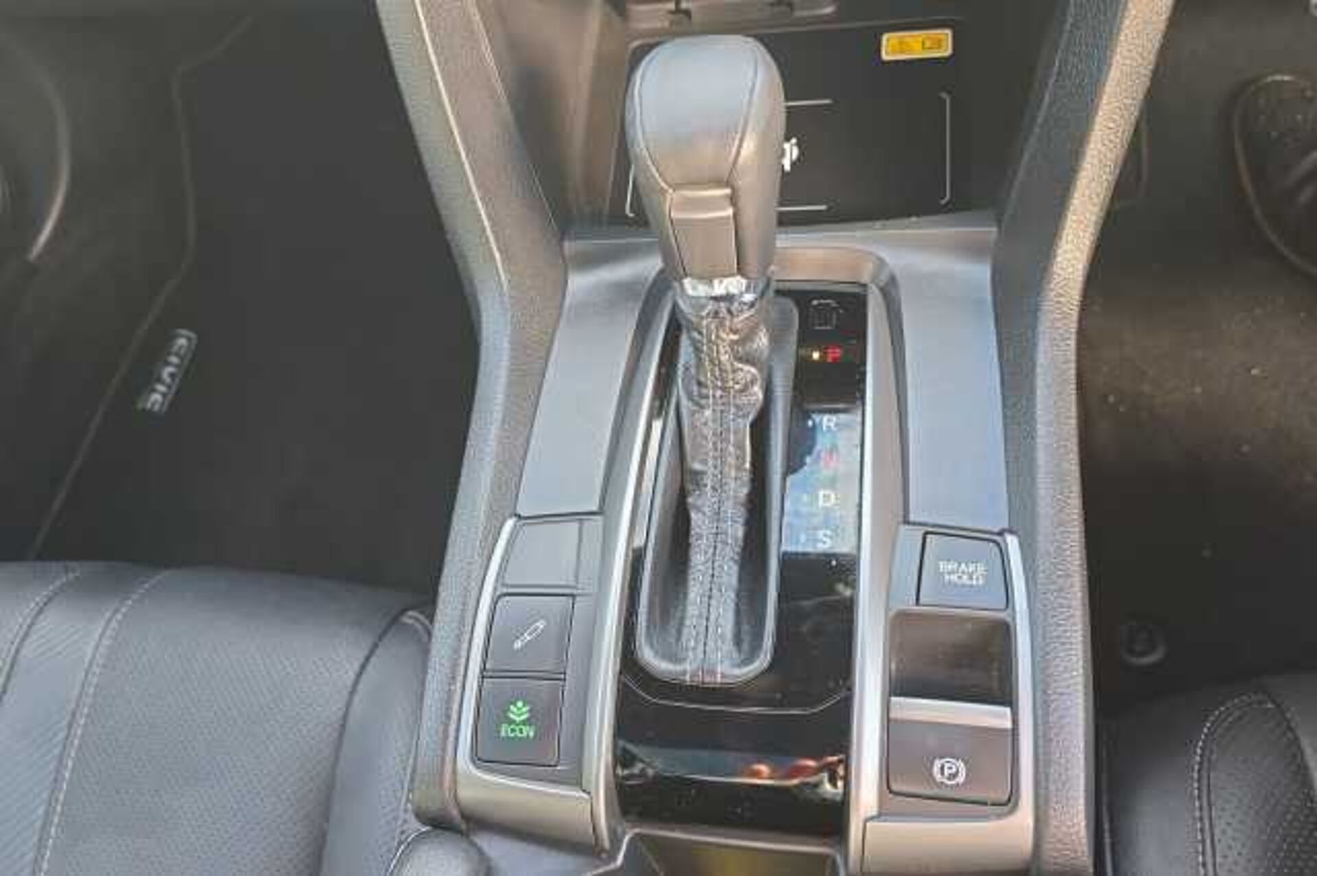 Honda Civic 1.5 VTEC Turbo Prestige 5dr CVT 