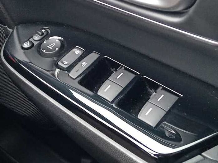 Honda CR-V Hybrid 2.0 i-MMD Hybrid SR 5dr eCVT 