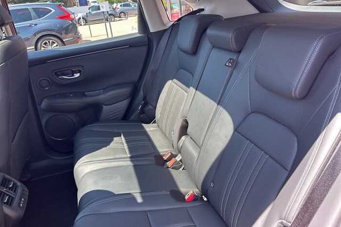 Honda ZR-V e:HEV 2.0 i-MMD (184ps) Advance Hybrid eCVT 