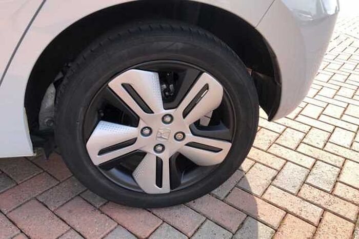 Honda Jazz Hybrid 1.5 i-MMD (107ps) EX 