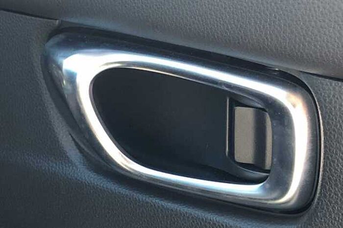 Honda Civic Hybrid 2.0 i-MMD (184ps) Advance Hybrid eCVT 