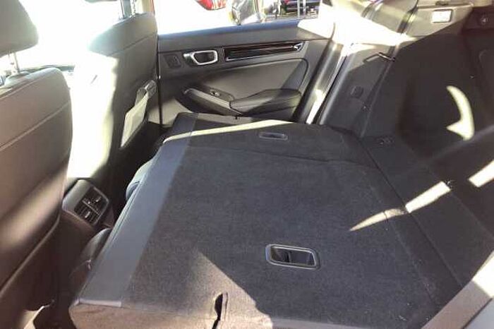 Honda Civic e:HEV 2.0 eHEV Advance 5dr CVT 