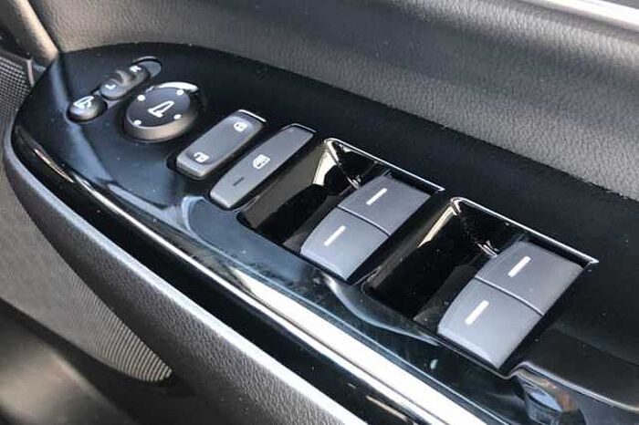 Honda CR-V Hybrid 2.0 i-MMD Hybrid SR 5dr eCVT 