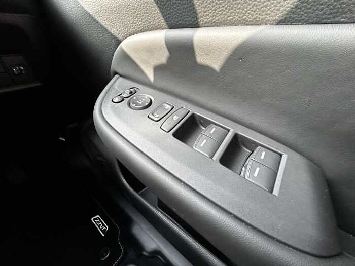 Honda Jazz Hybrid 1.5 i-MMD Hybrid Advance 5dr eCVT 