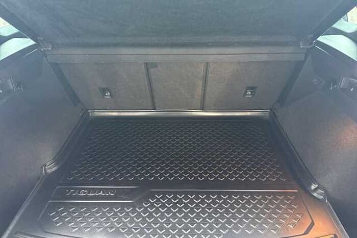 Volkswagen Tiguan 2.0 TDi 190 4Motion R-Line 5dr DSG 