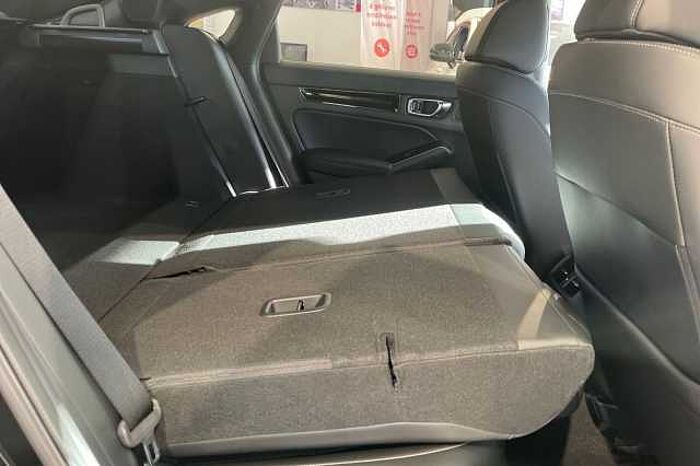 Honda Civic e:HEV 2.0 eHEV Advance 5dr CVT 