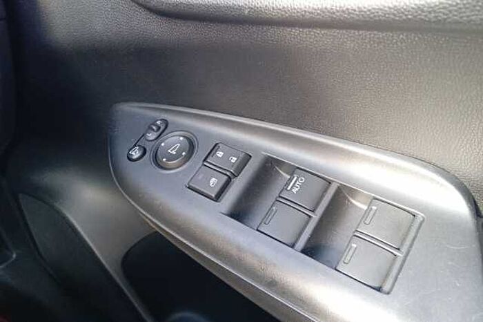 Honda Jazz 1.3 i-VTEC SE 5dr CVT 