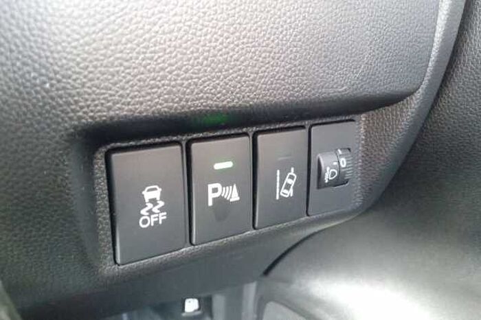 Honda Jazz 1.3 i-VTEC SE 5dr CVT 