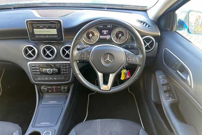 Mercedes-Benz A180 BlueEFFICIENCY Sport 5dr Auto 