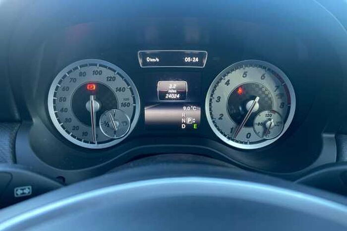 Mercedes-Benz A180 BlueEFFICIENCY Sport 5dr Auto 