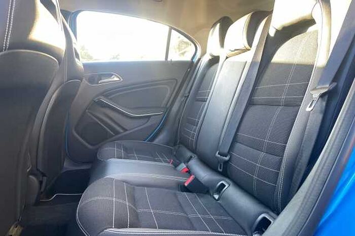 Mercedes-Benz A180 BlueEFFICIENCY Sport 5dr Auto 