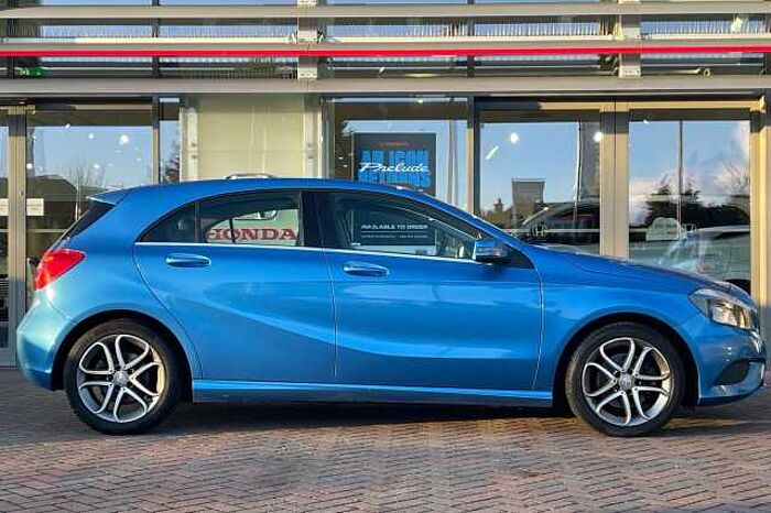 Mercedes-Benz A180 BlueEFFICIENCY Sport 5dr Auto 