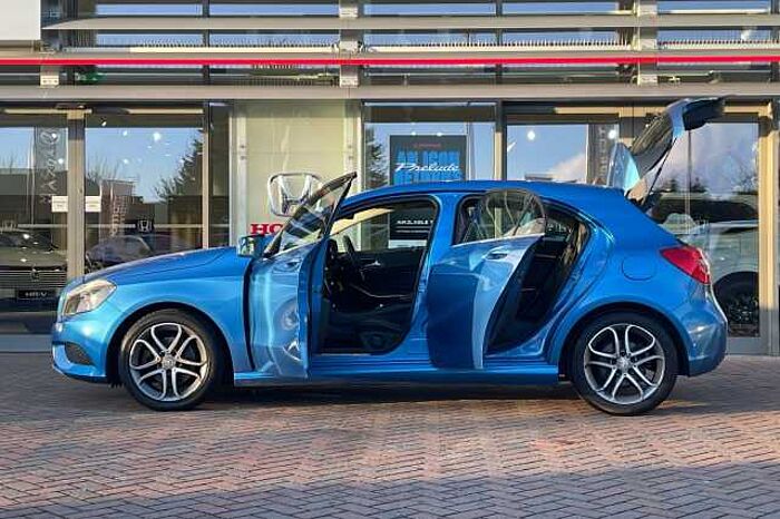 Mercedes-Benz A180 BlueEFFICIENCY Sport 5dr Auto 