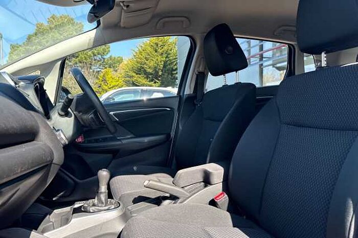 Honda Jazz 1.3 i-VTEC SE Navi 5dr 