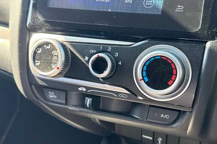 Honda Jazz 1.3 i-VTEC SE Navi 5dr 