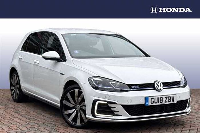 Volkswagen Golf 1.4 TSI GTE Advance 5dr DSG 