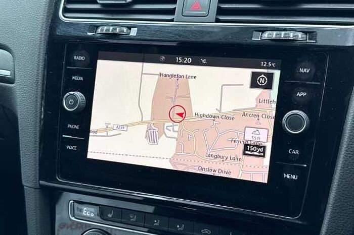 Volkswagen Golf 1.4 TSI GTE Advance 5dr DSG 