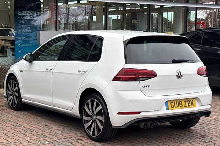 Volkswagen Golf 1.4 TSI GTE Advance 5dr DSG 