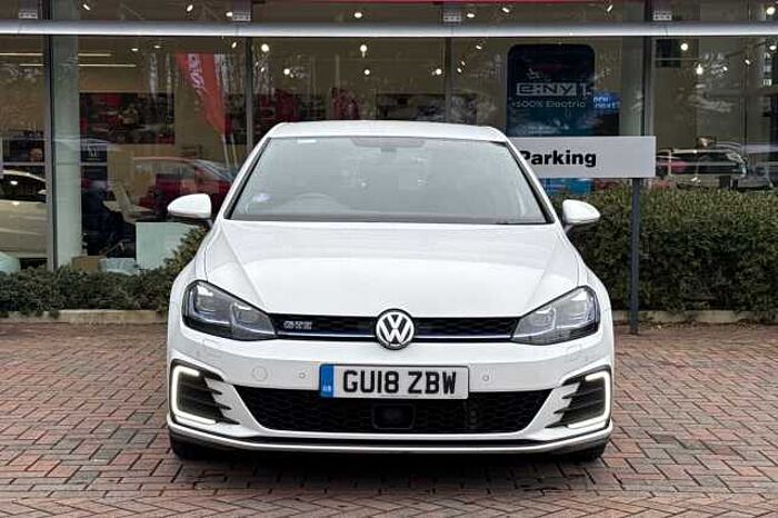 Volkswagen Golf 1.4 TSI GTE Advance 5dr DSG 