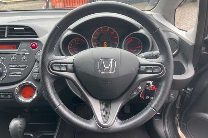 Honda Jazz 1.4 i-VTEC ES Plus 5dr CVT 