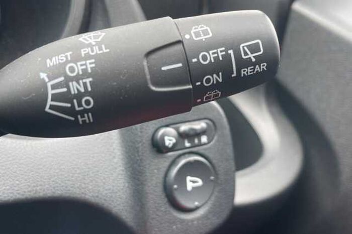 Honda Jazz 1.4 i-VTEC ES Plus 5dr CVT 