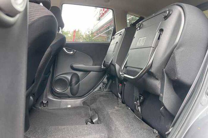 Honda Jazz 1.4 i-VTEC ES Plus 5dr CVT 